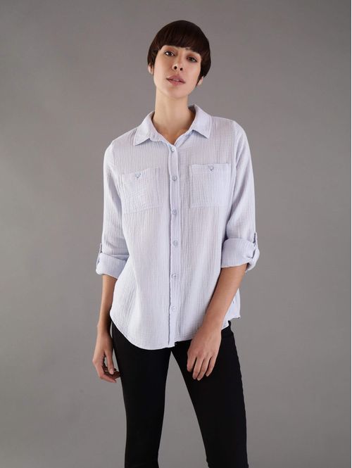Camisa-Calvin-Klein-Acabado-Corrugado-Mujer-Azul