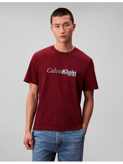 Playera-Grafica-Calvin-Klein-Cursive-Hombre-Rojo-4RD822G-601