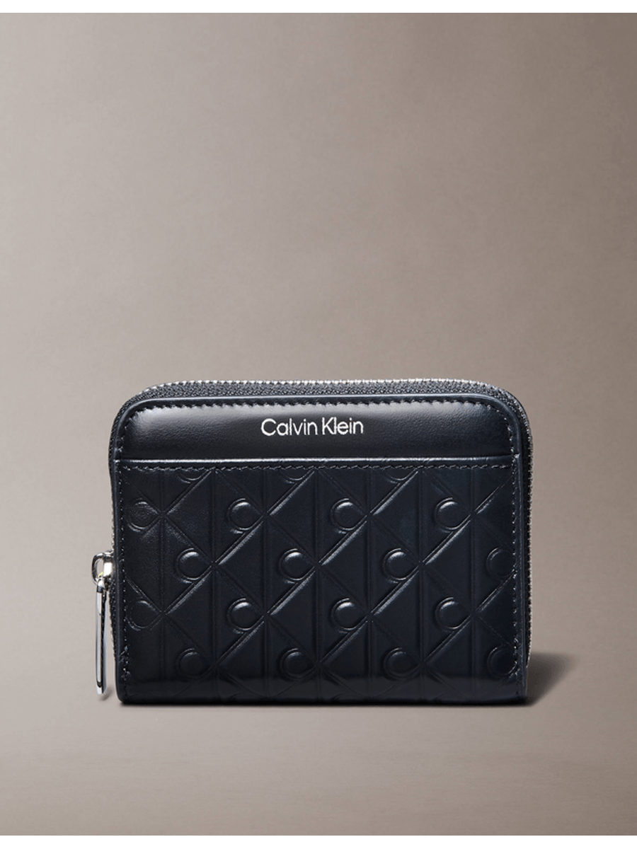 Cartera-Zip-Around-Emblema-Calvin-Klein-Mujer-Negro-4F1081G-001