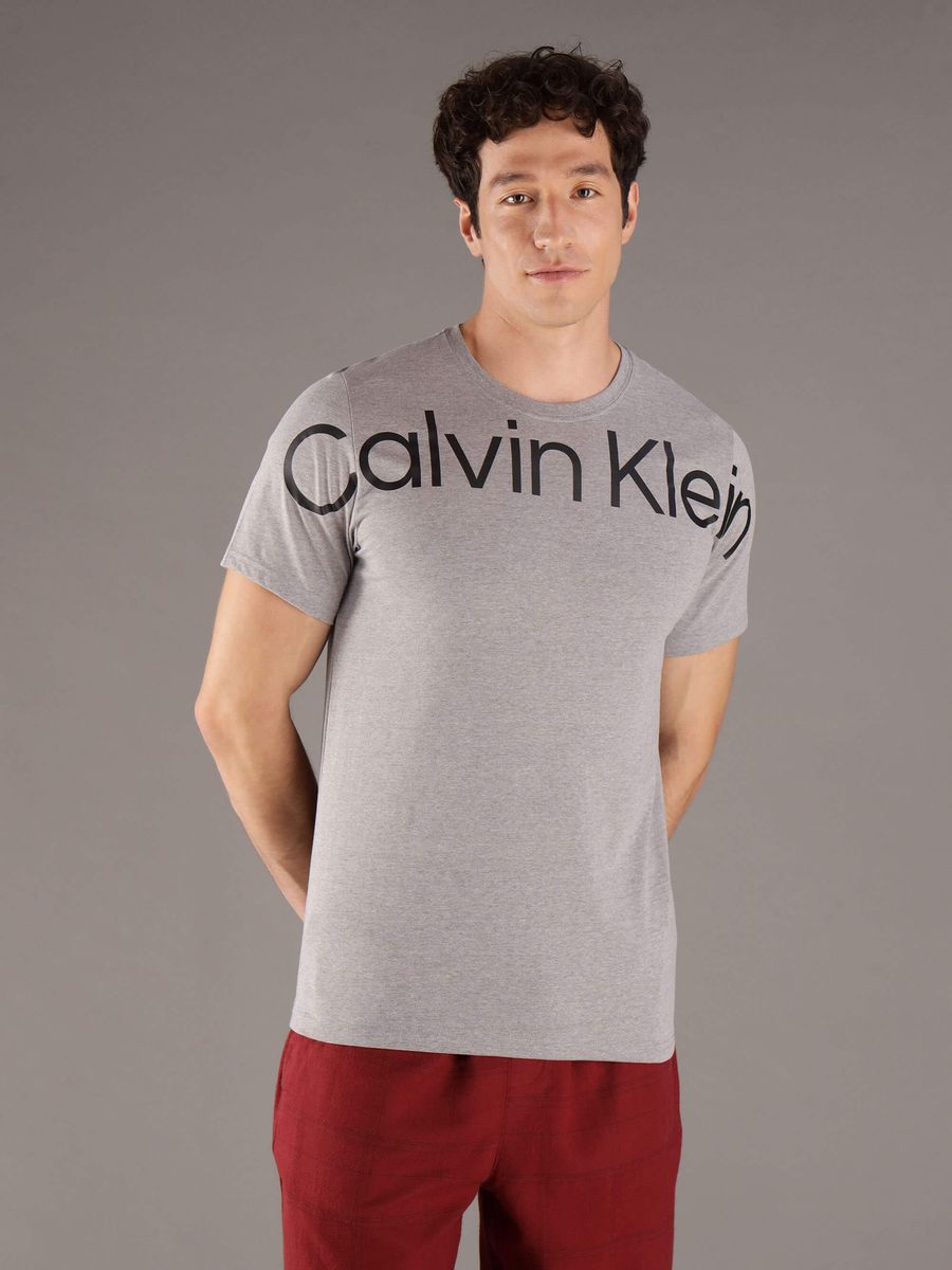 Playera-Calvin-Klein-de-Pijama-Cotton-Microfiber-Bold-Logo-Hombre-Gris-NP2611O-060