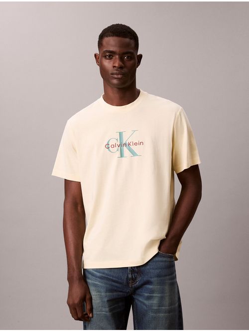 Playera-Calvin-Klein-Hero-Monologo-Hombre-Amarillo-4RB862G-2EW