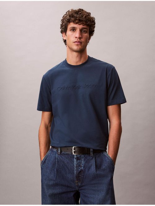Playera-Calvin-Klein-Emboss-Regular-Hombre-Azul-4RAB803-PQ6