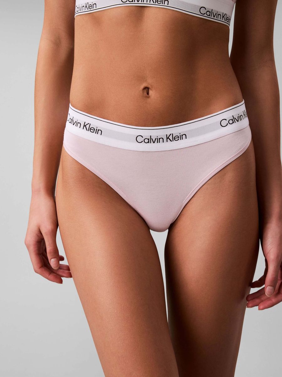 tanga-calvin-klein-mujer-rosa