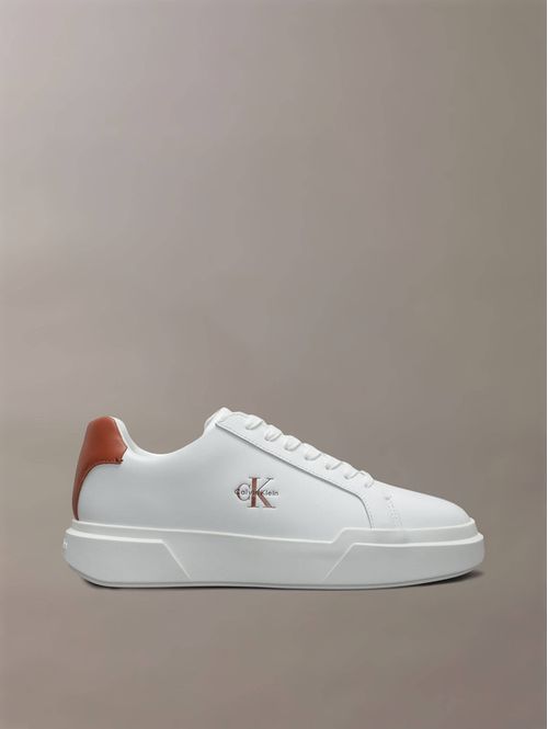 tenis-calvin-klein-con-monologo-mujer-blanco-ym0ym01344-0lg