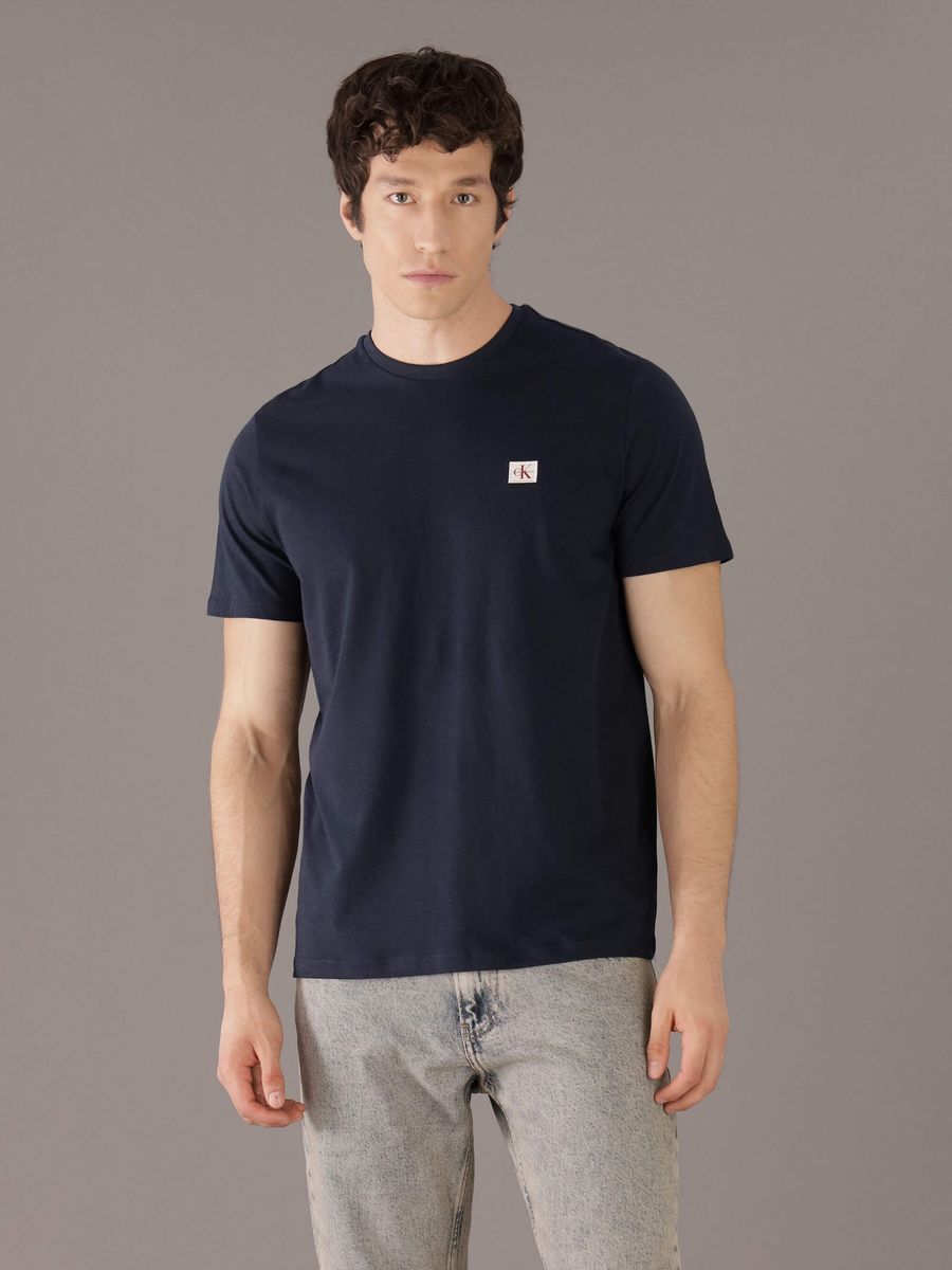 playera-calvin-klein-con-monologo-hombre-azul-4rc272g-cef