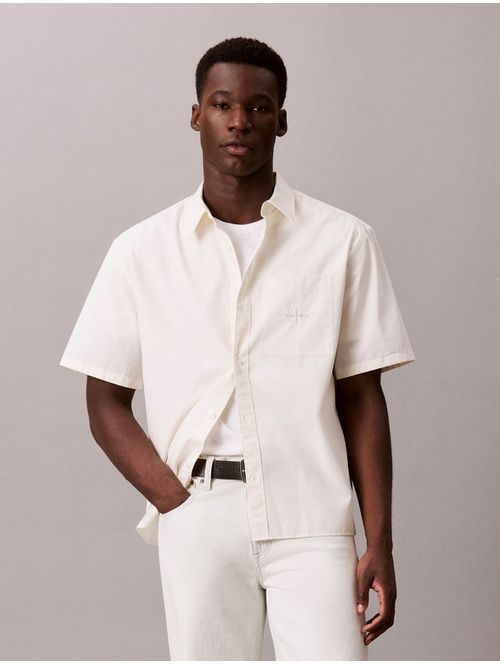 camisa-calvin-klein-poplin-lavado-fit-relajado-hombre-tofu-4rg102g-yas