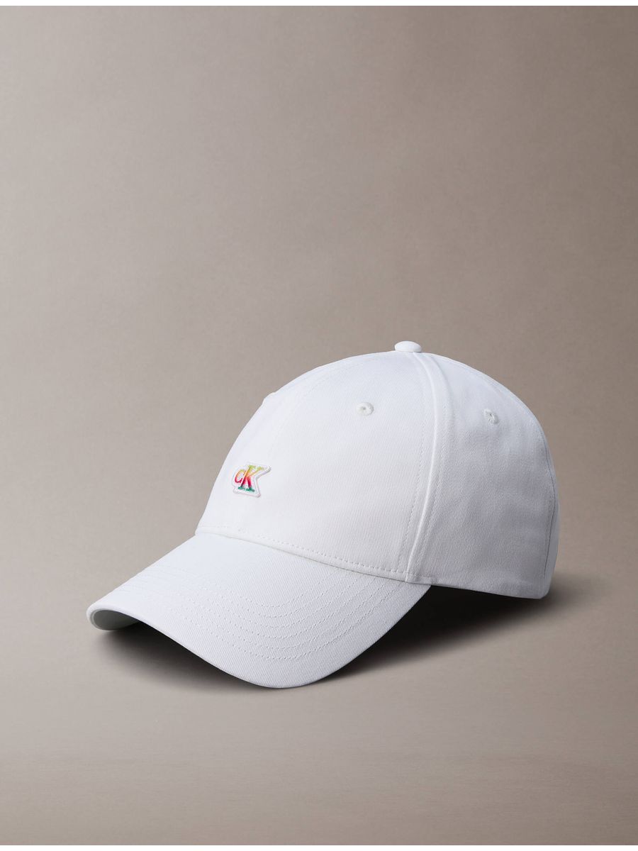 gorra-calvin-klein-pride-logo-iridescent-hombre-blanco-4d5133g-yaf