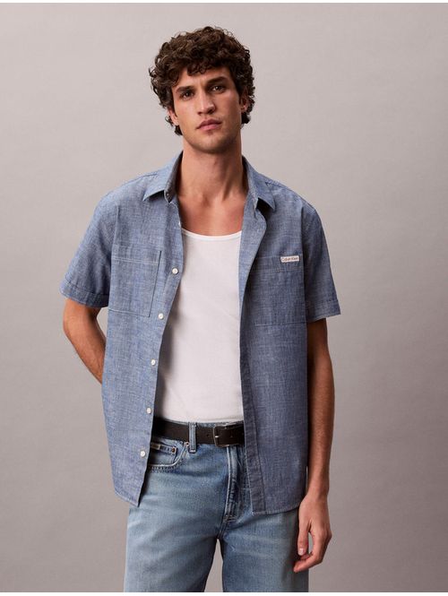 camisa-calvin-klein-chambray-hombre-azul-4rg114g-c32