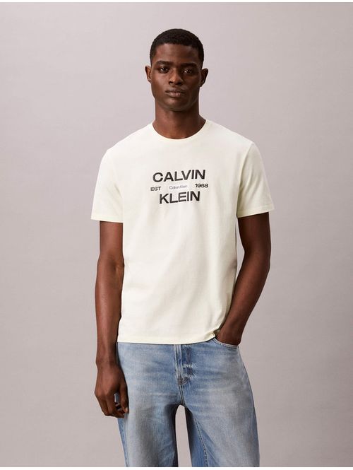 playera-calvin-klein-stack-graphic-hombre-amarillo-4rg805g-486