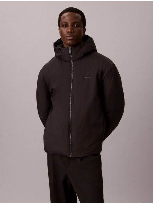chamarra-calvin-klein-rxd-ultra-lightweight-ripstop-con-logo-hombre-negro-4lf503g-ub1