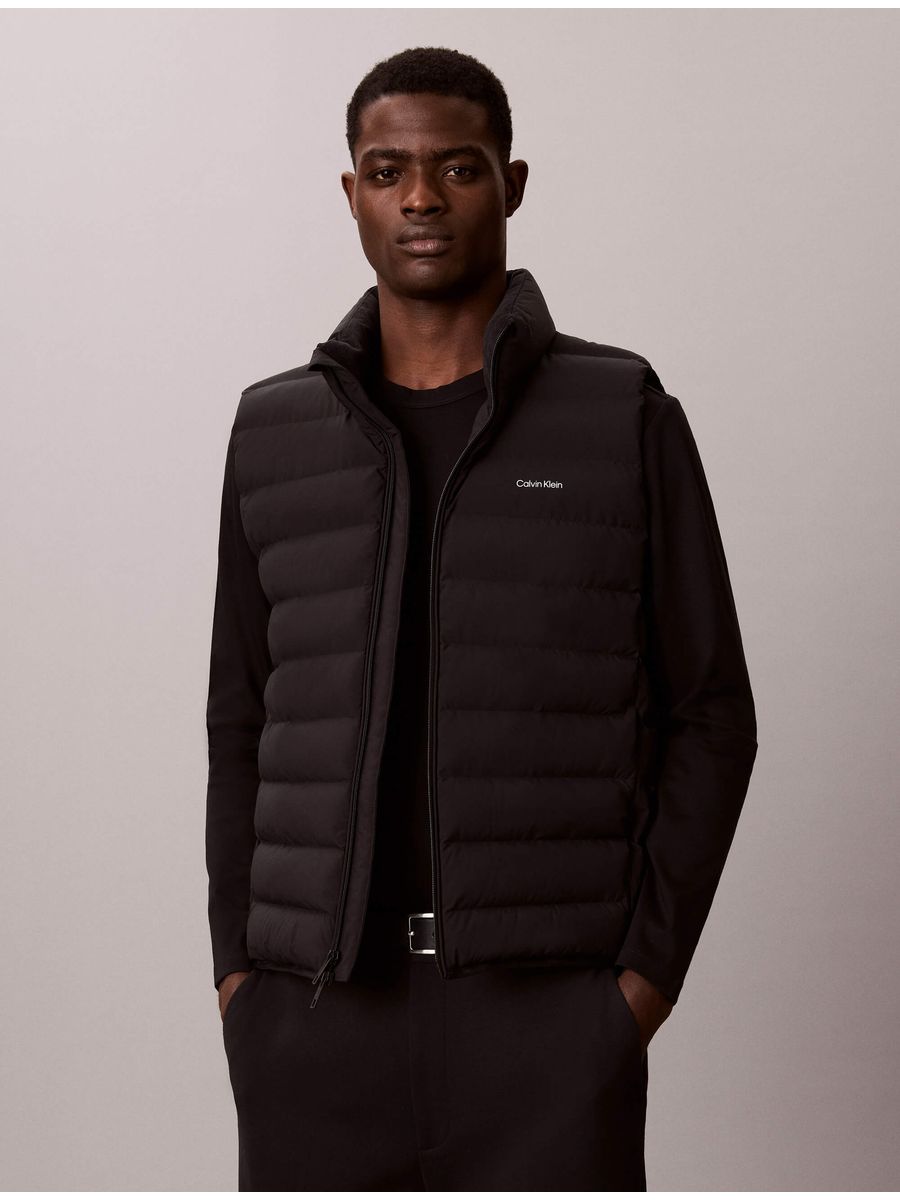 chaleco-calvin-klein-puffer-con-logo-hombre-negro-4lg504g-ub1