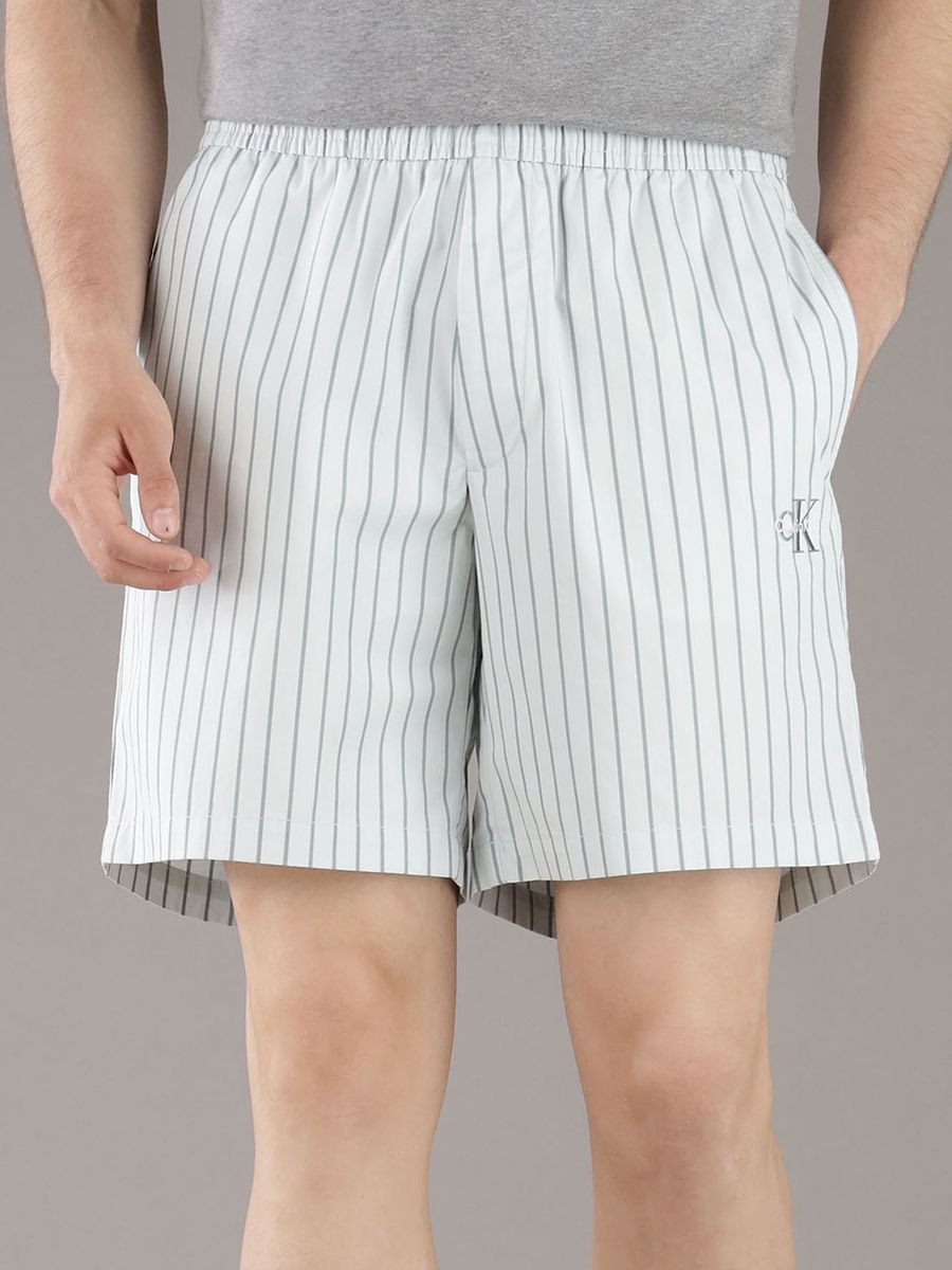 short-calvin-klein-straight-hombre-azul-4rf602g-3q0