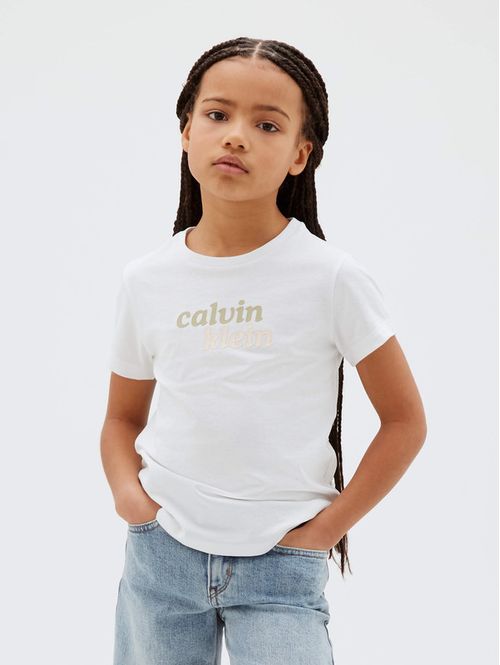 playera-calvin-klein-seasonal-aw-im-con-logo-nina-blanco-lvcktja35g-yaf