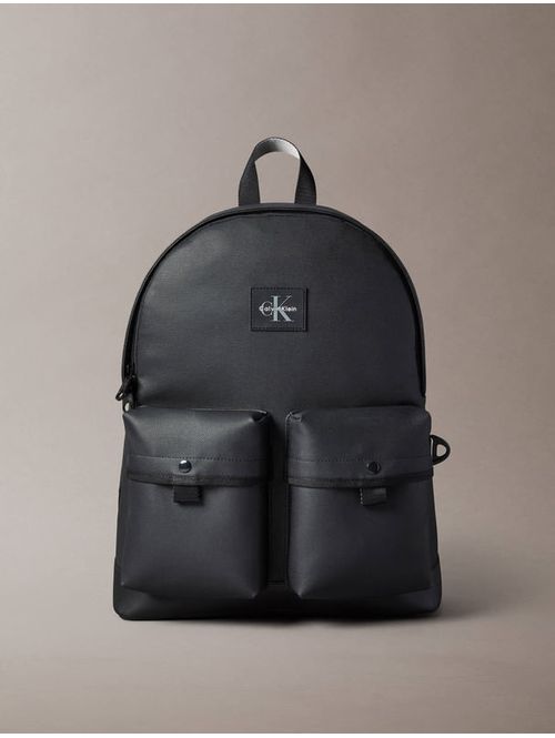 mochila-redonda-con-mezcla-de-texturas-calvin-klein-para-hombre-color-negro-4d3444g-ub1