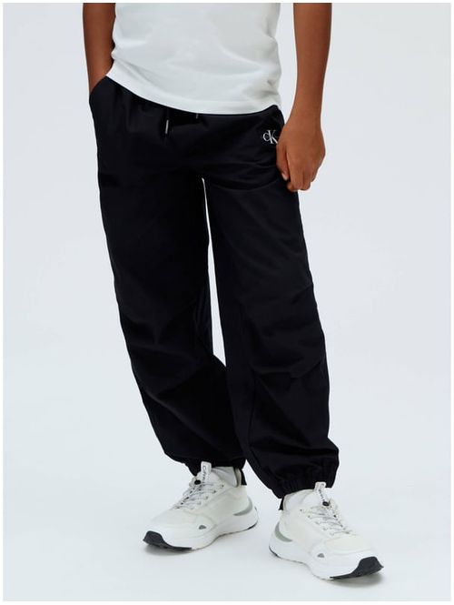 jogger-calvin-klein-parachute-nino-negro-lvcksjc34b-beh