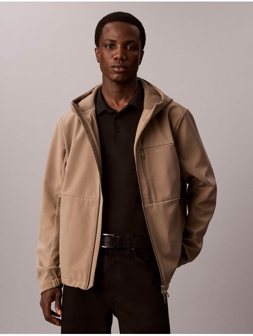 chamarra-softshell-con-capucha-calvin-klein-hombre-caqui-4lh598g-gpf