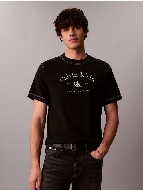 playera-varsity-washed-calvin-klein-hombre-negro-4rh006g-ub1