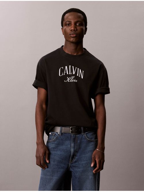 playera-relaxed-seasonal-graphic-calvin-klein-hombre-negro-4rh813g-ub1