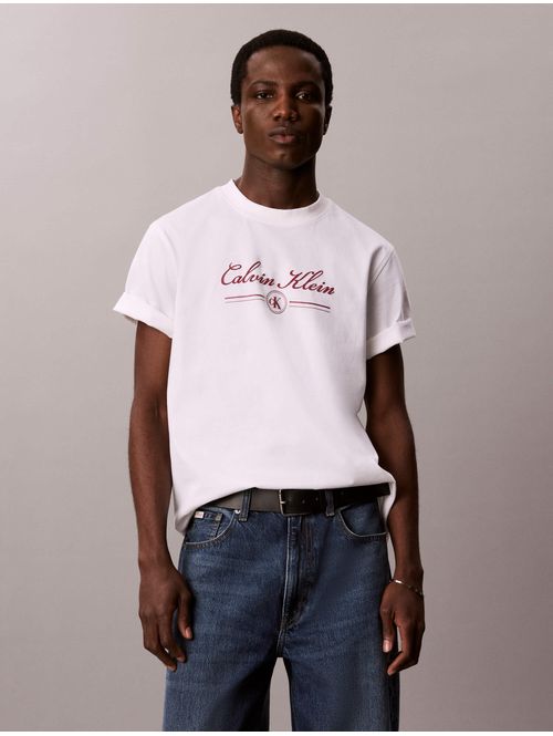playera-script-graphic-calvin-klein-hombre-blanco-4rh804g-yaf