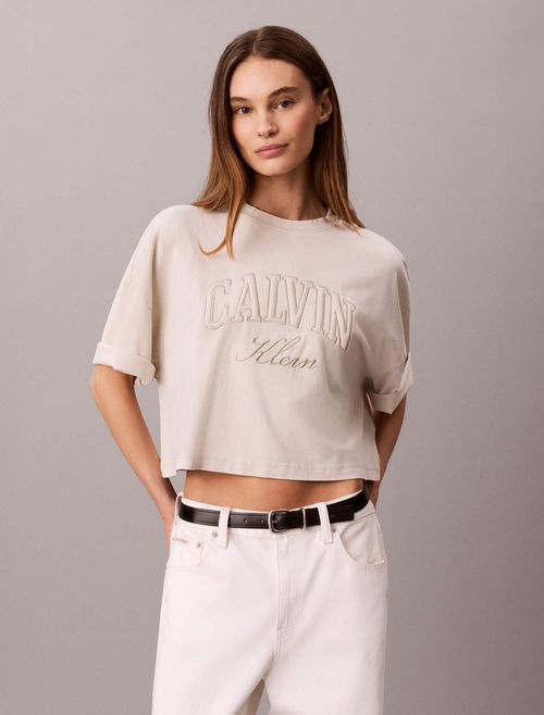 playera-boxy-applique-logo-calvin-klein-mujer-beige-47h269g-pdj