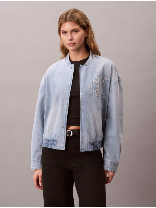 chamarra-bomber-patchwork-logo-calvin-klein-mujer-azul-claro-47h780g-46k