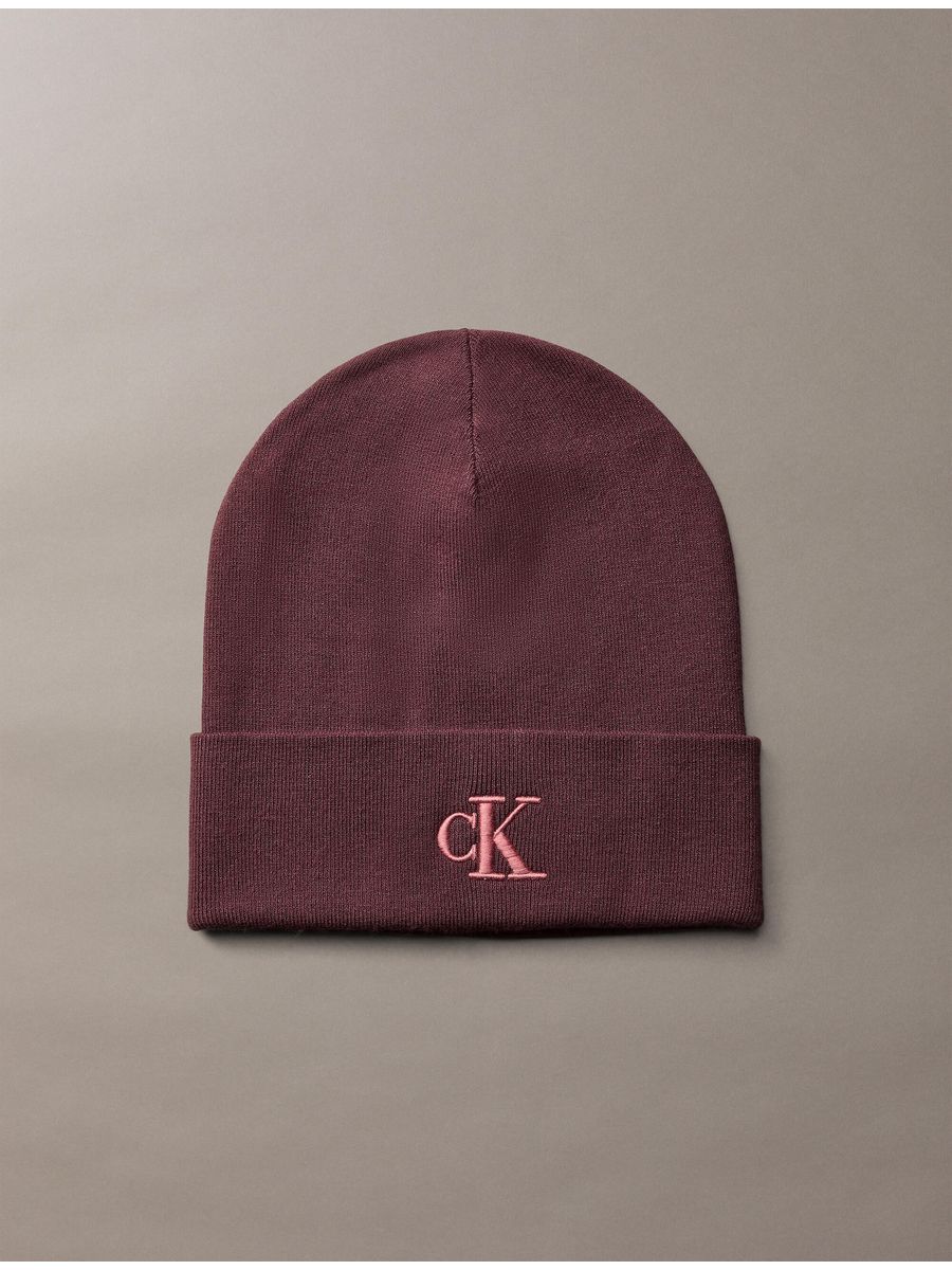 gorro-beanie-fine-rib-calvin-klein-mujer-vino-4f8098g-bap