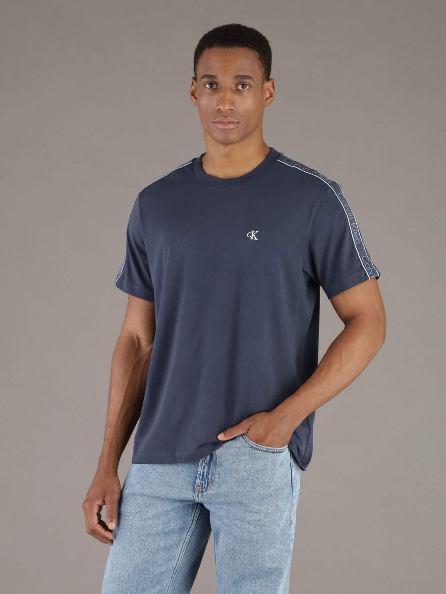 playera-calvin-klein-monograma-hombre-azul-4lh006g-cci