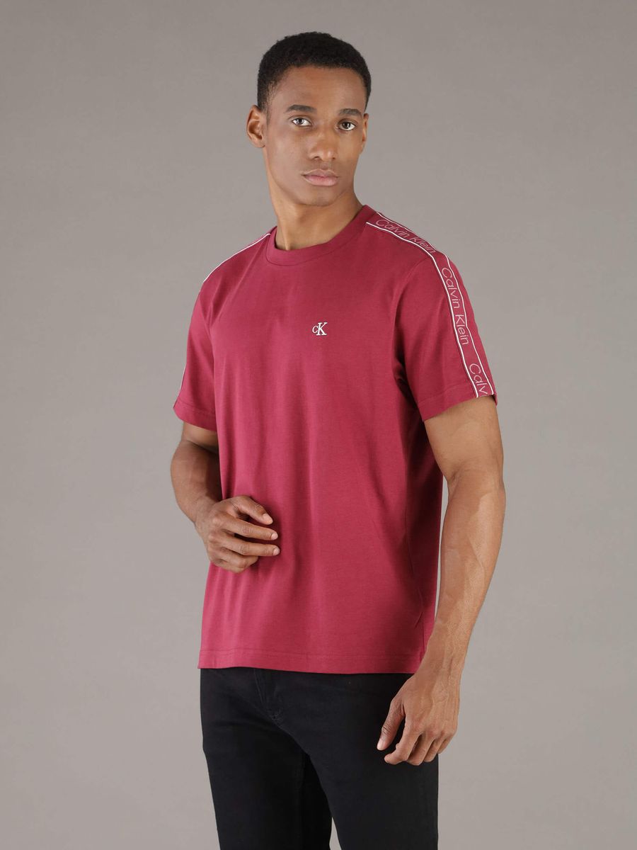 playera-calvin-klein-monograma-hombre-vino-4lh006g-vg5